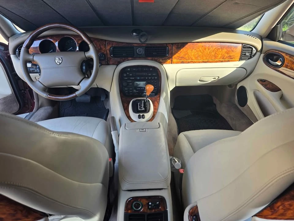 1998 Jaguar X308 XJ - Image 2 of 10