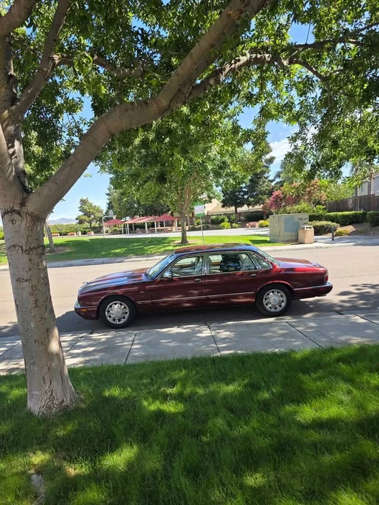 1998 Jaguar X308 XJ - Image 8 of 10