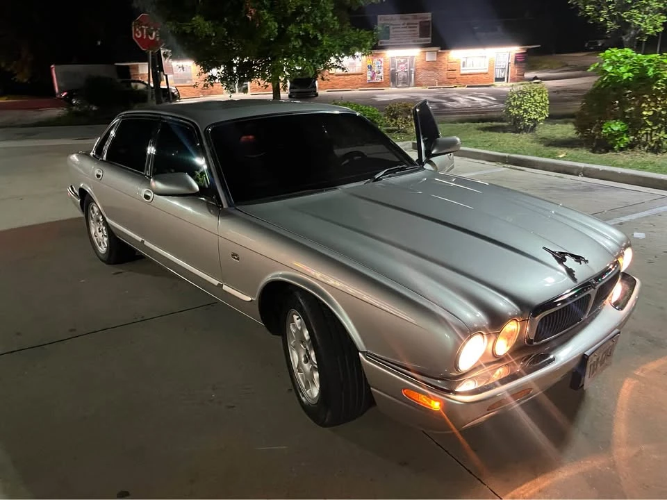 1998 Jaguar X308 XJ - Image 2 of 5