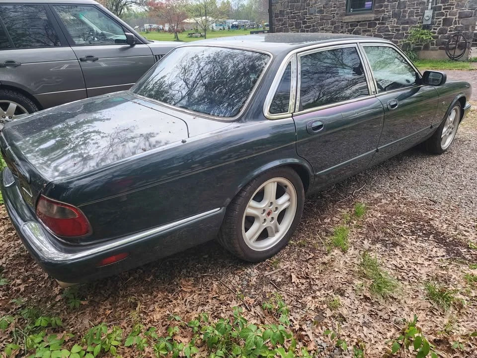 1998 Jaguar X308 XJR - Image 4 of 10