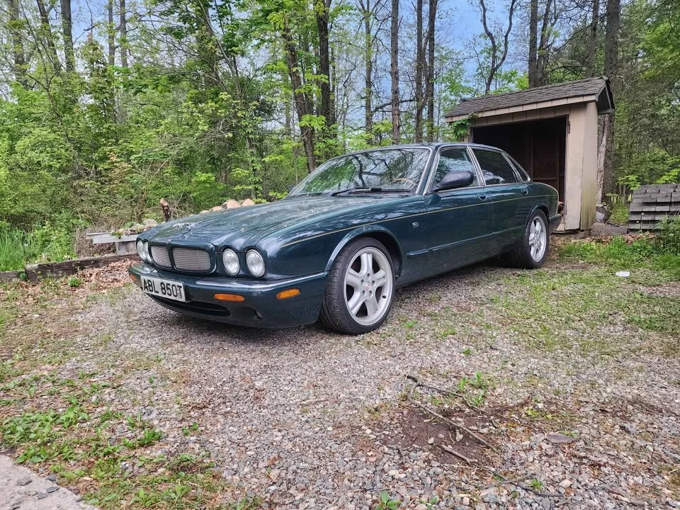 1998 Jaguar X308 XJR - Image 2 of 10