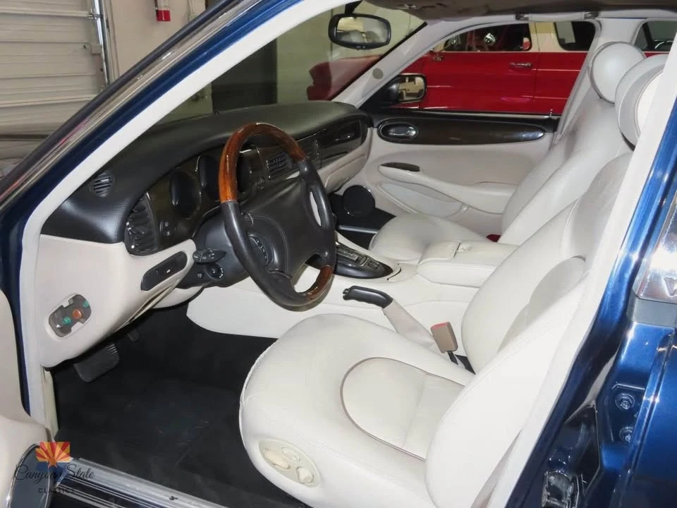 1998 Jaguar X308 XJR - Image 4 of 5