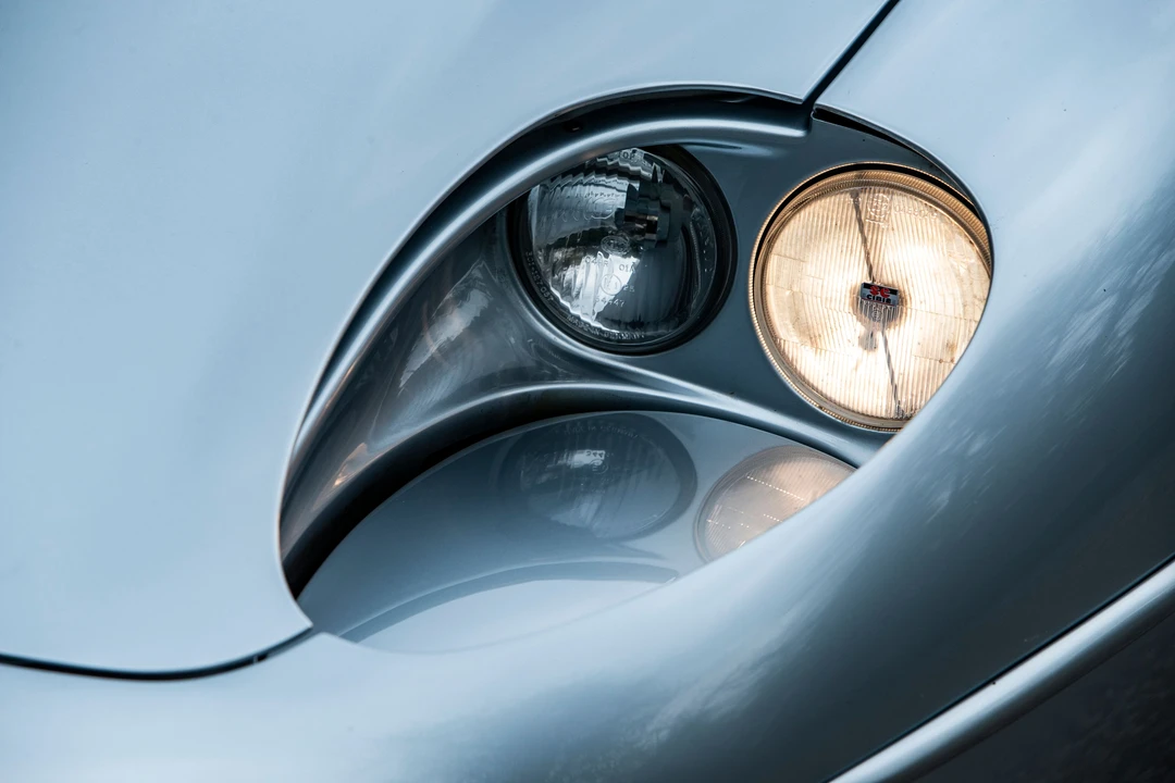 1998 Jaguar XJ220 - Image 14 of 31