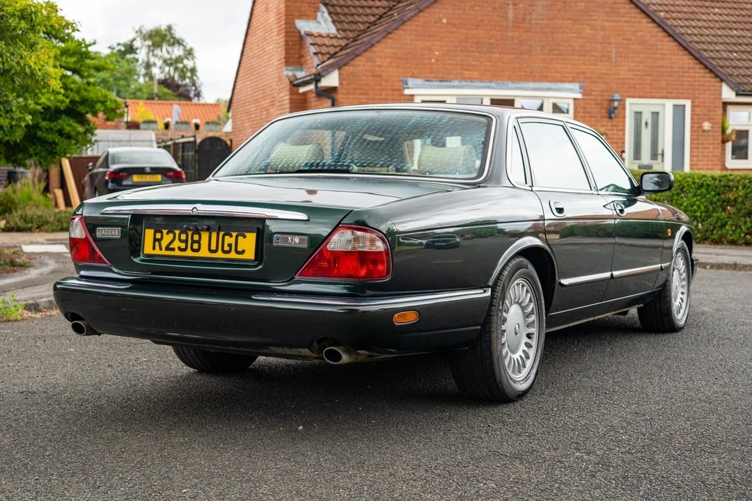 1998 Jaguar X308 XJ - Image 9 of 30