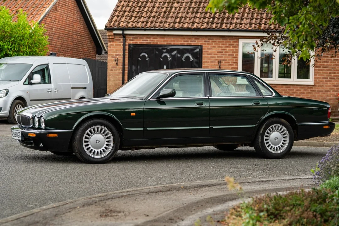 1998 Jaguar X308 XJ - Image 7 of 30