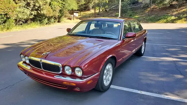 1998 Jaguar XJ8 L