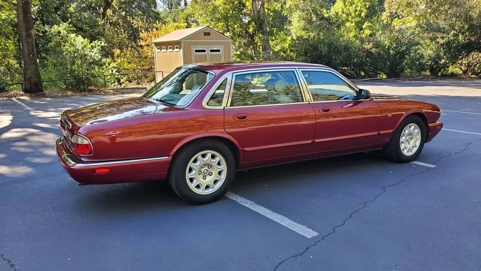 1998 Jaguar X308 XJ - Image 4 of 17