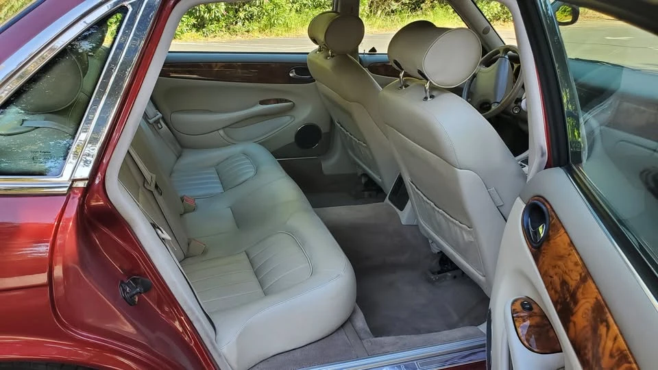 1998 Jaguar X308 XJ - Image 10 of 17