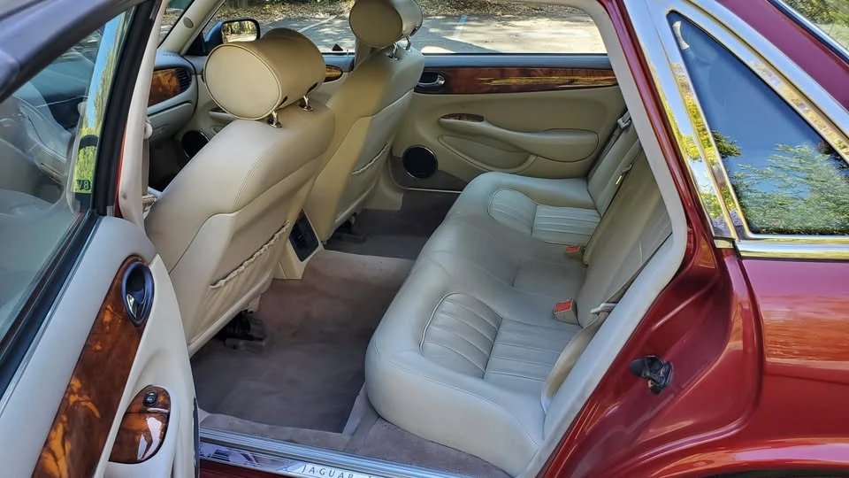 1998 Jaguar X308 XJ - Image 9 of 17