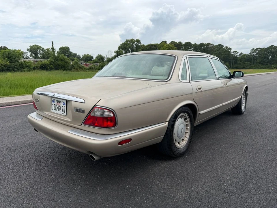 1998 Jaguar X308 XJ - Image 5 of 11