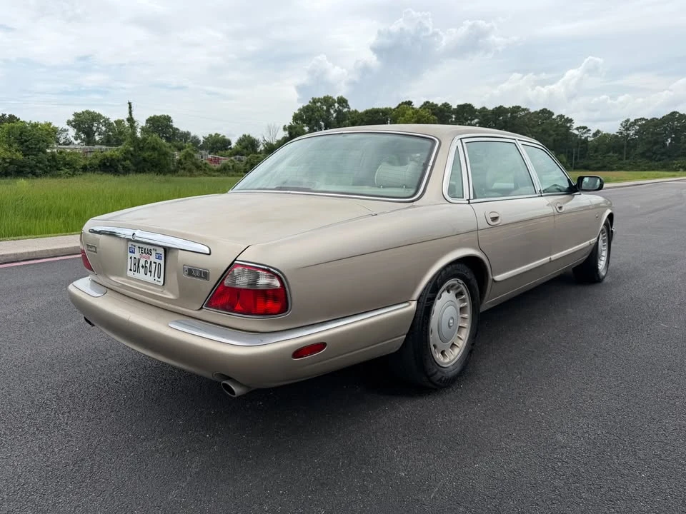 1998 Jaguar X308 XJ - Image 5 of 11