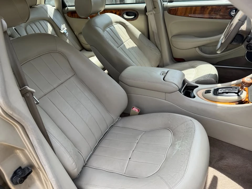 1998 Jaguar X308 XJ - Image 9 of 11