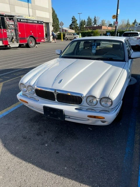 1998 Jaguar X308 XJ - Image 10 of 13