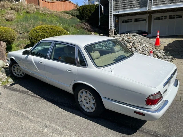 1998 Jaguar X308 XJ - Image 2 of 13