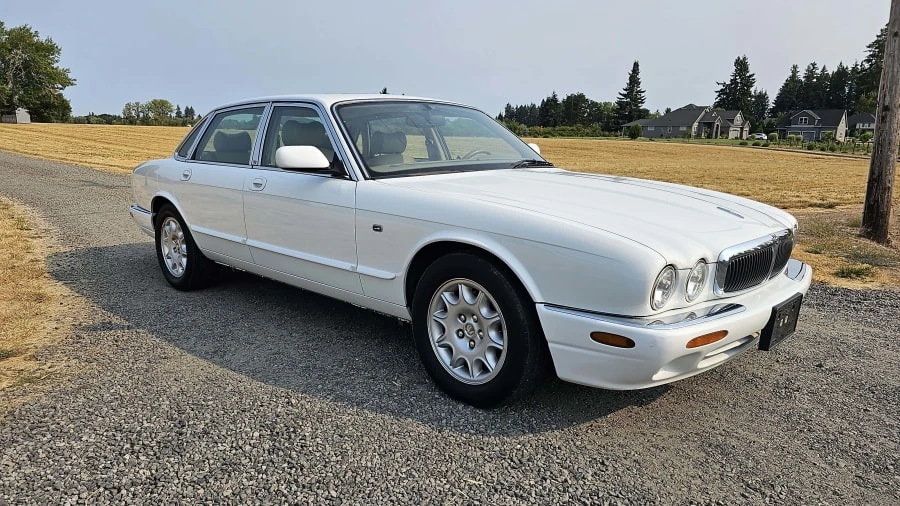1998 Jaguar X308 XJ - Image 5 of 11