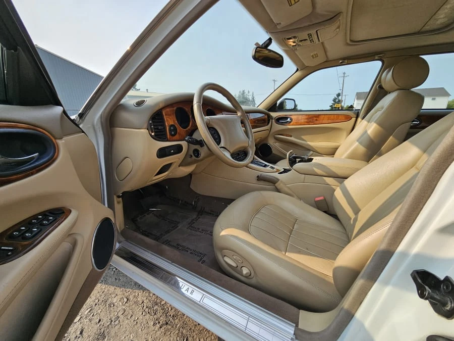 1998 Jaguar X308 XJ - Image 7 of 11