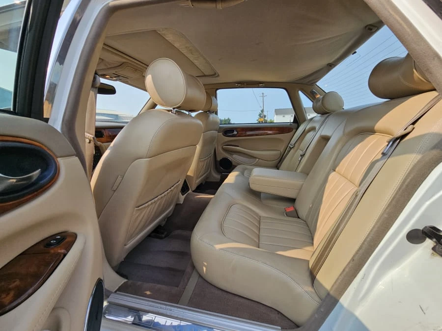 1998 Jaguar X308 XJ - Image 8 of 11