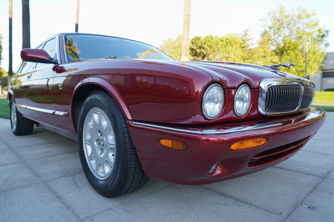 1998 Jaguar X308 XJ - Image 10 of 31