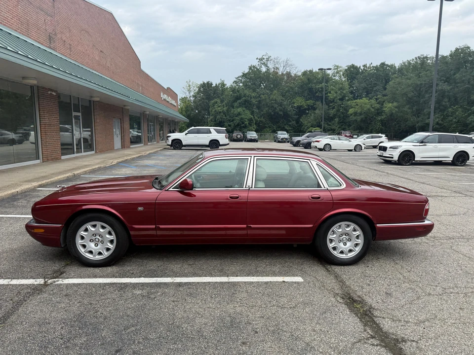 1998 Jaguar X308 XJ - Image 15 of 31