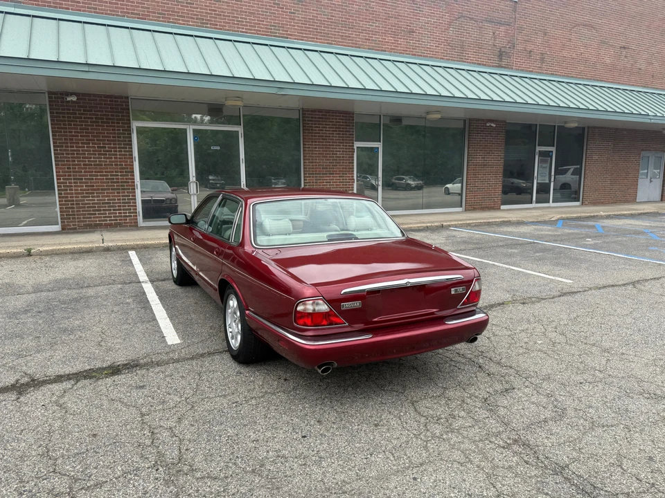 1998 Jaguar X308 XJ - Image 19 of 31