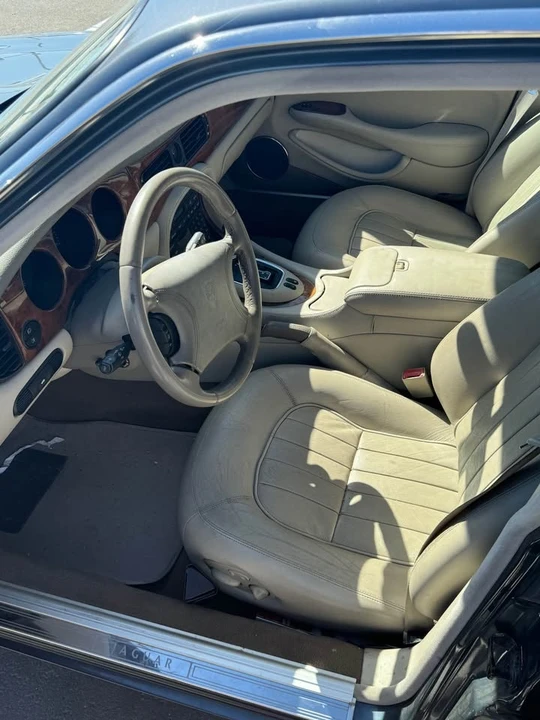 1998 Jaguar X308 XJ - Image 3 of 7