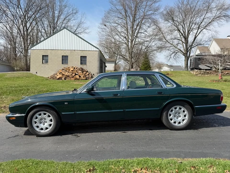 1998 Jaguar X308 XJ - Image 3 of 19