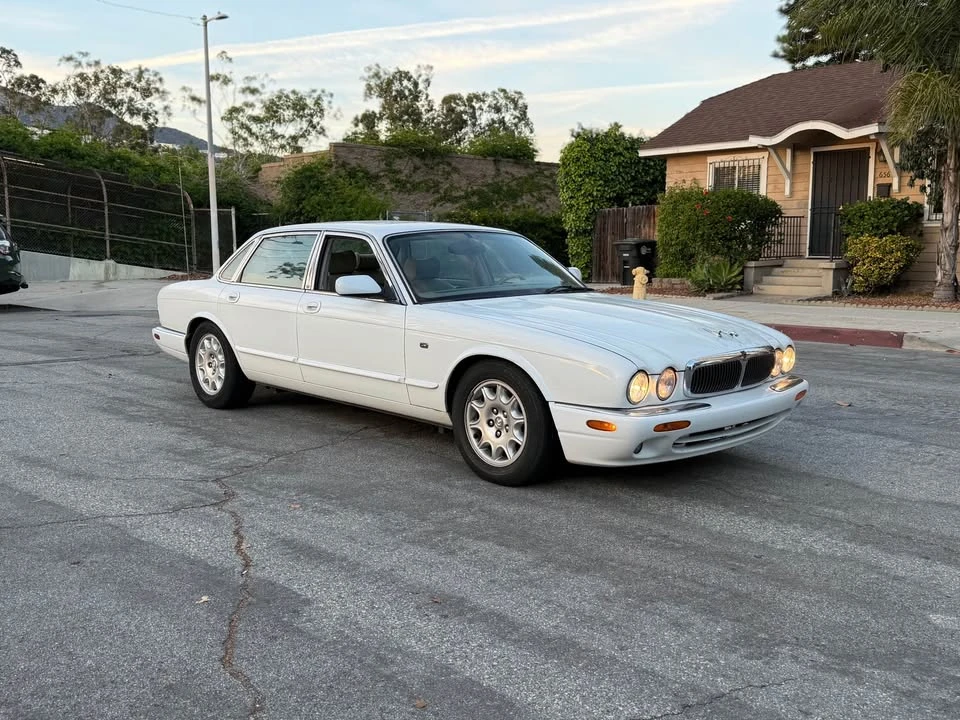1998 Jaguar X308 XJ - Image 3 of 20