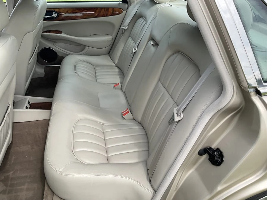 1998 Jaguar X308 XJ - Image 5 of 11