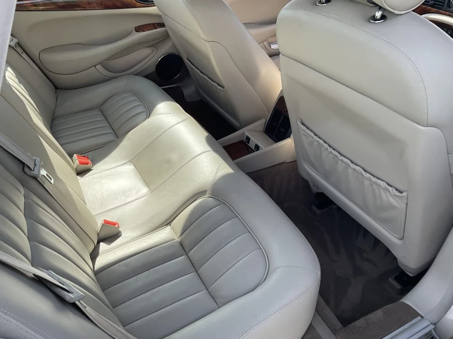 1998 Jaguar X308 XJ - Image 4 of 11