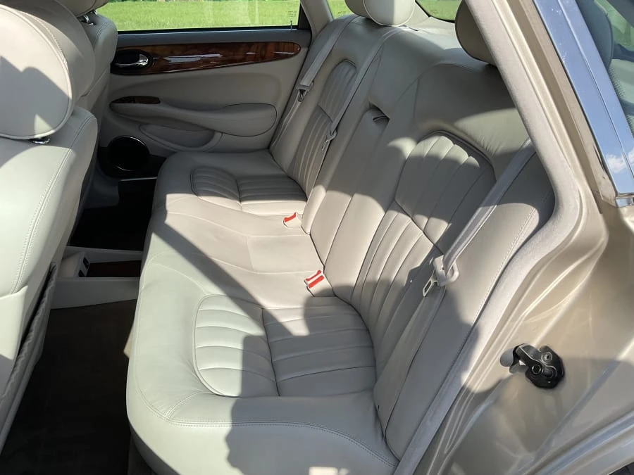 1998 Jaguar X308 XJ - Image 8 of 11
