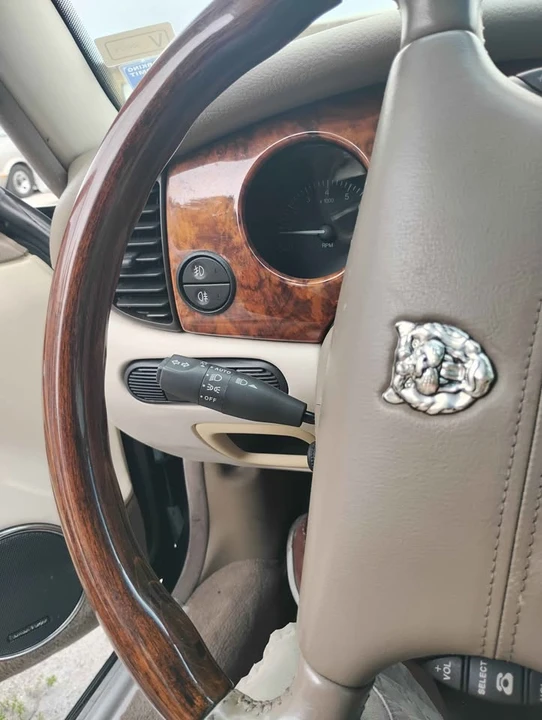 1998 Jaguar X308 XJ - Image 14 of 20