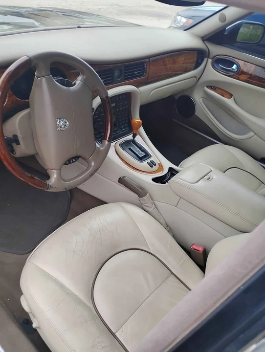 1998 Jaguar X308 XJ - Image 12 of 20