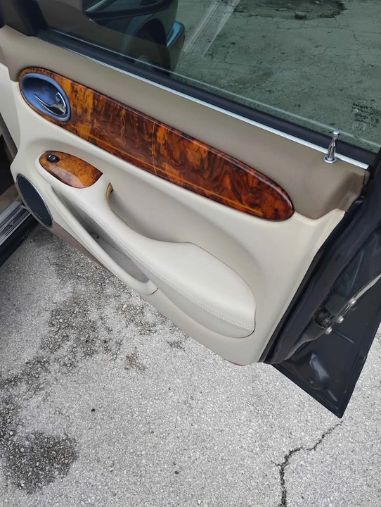 1998 Jaguar X308 XJ - Image 3 of 20
