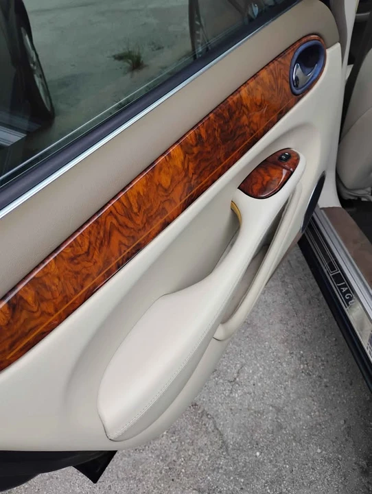 1998 Jaguar X308 XJ - Image 8 of 20