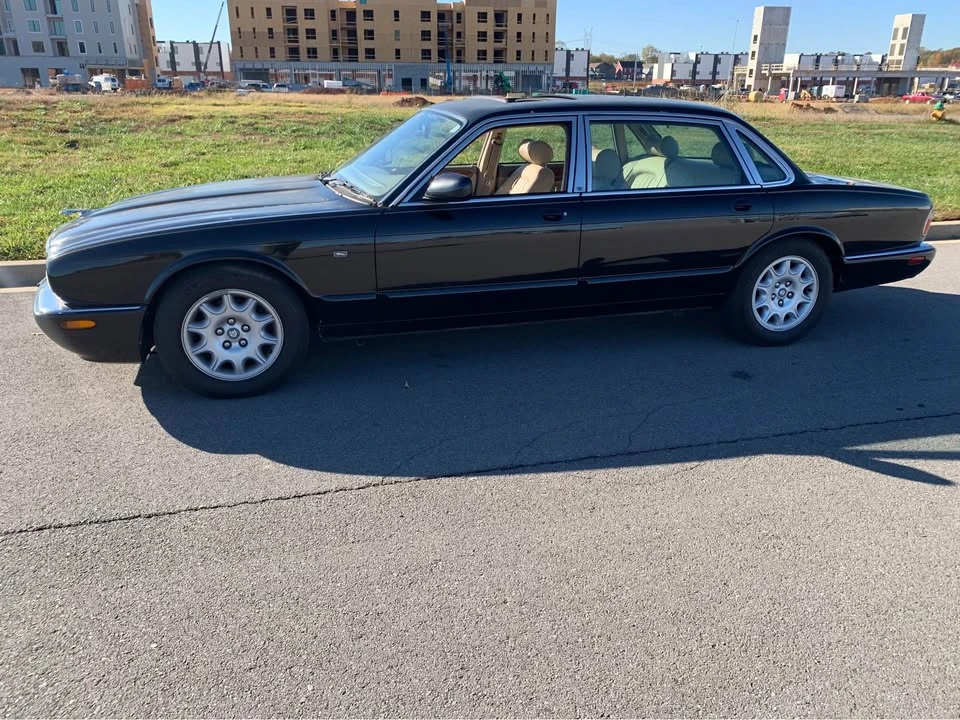 1998 Jaguar X308 XJR - Image 2 of 10