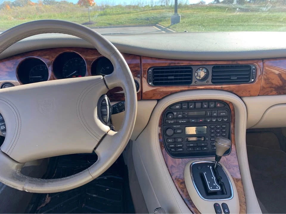 1998 Jaguar X308 XJR - Image 6 of 10