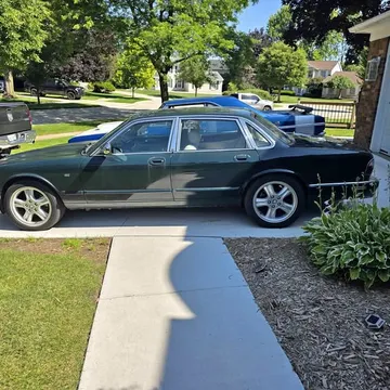 1998 Jaguar XJR