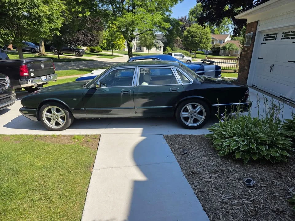 1998 Jaguar X308 XJR - Image 3 of 10
