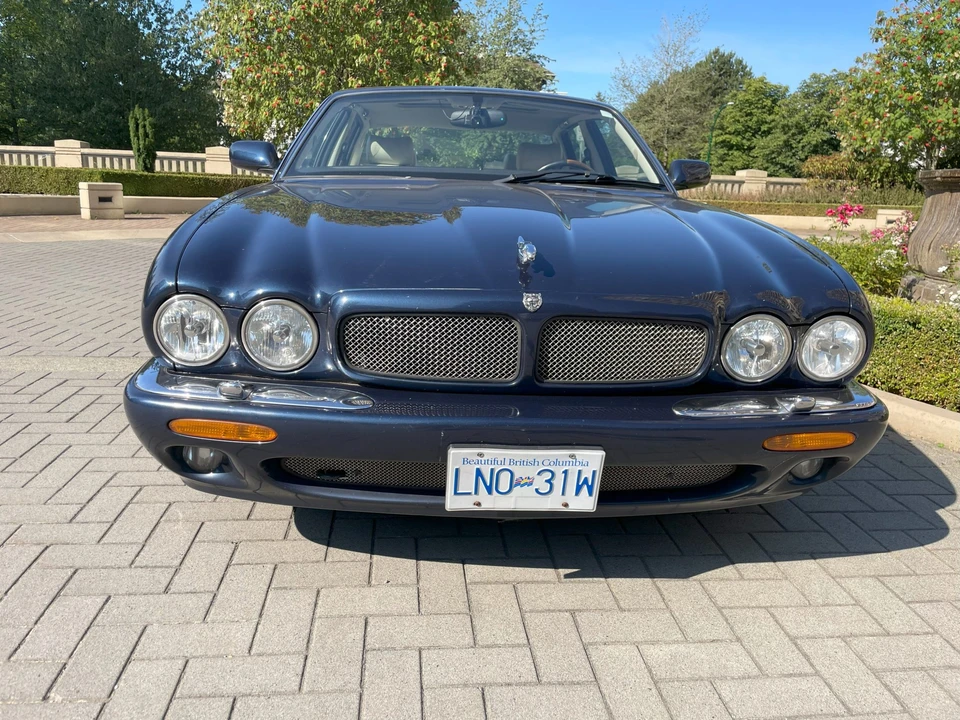 1998 Jaguar X308 XJR - Image 2 of 31