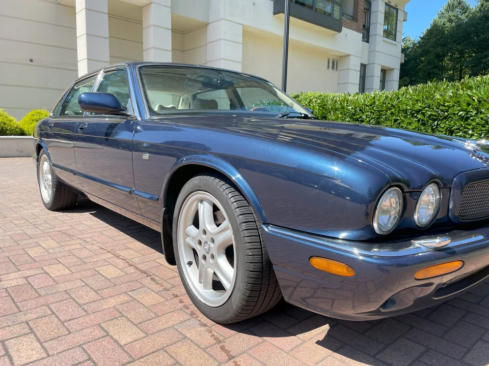 1998 Jaguar X308 XJR - Image 24 of 31
