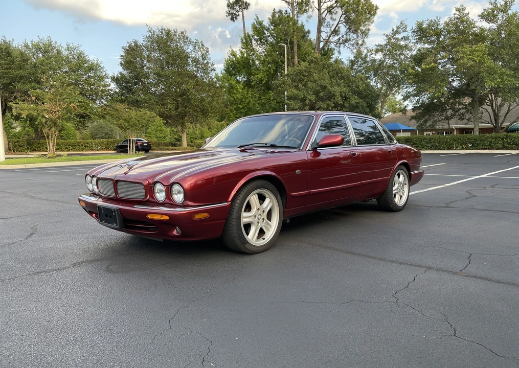 1998 Jaguar X308 XJR - Image 4 of 31