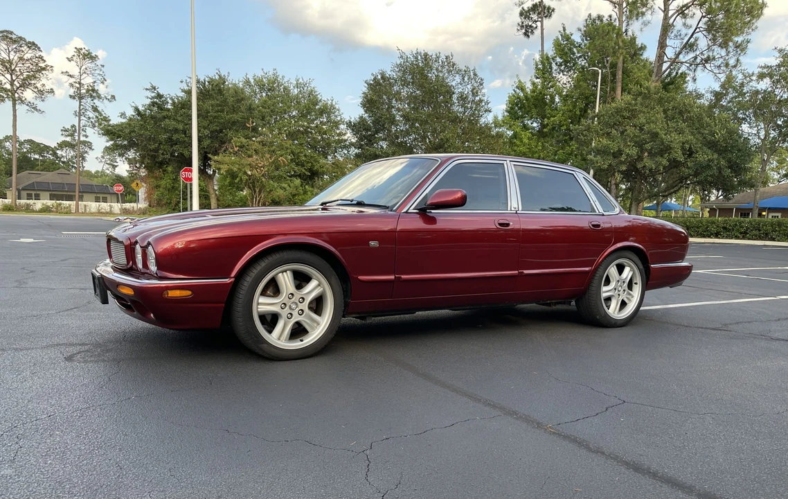 1998 Jaguar X308 XJR - Image 5 of 31