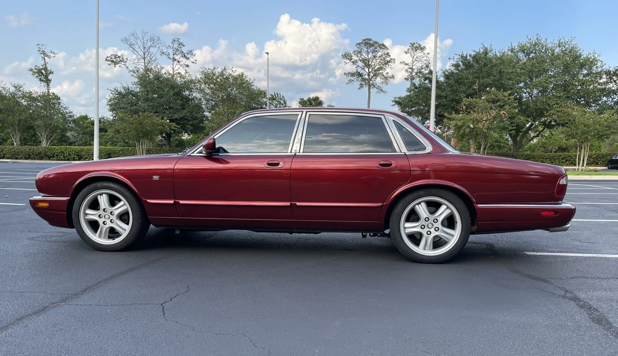 1998 Jaguar X308 XJR - Image 7 of 31
