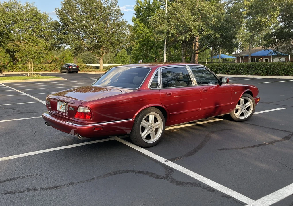 1998 Jaguar X308 XJR - Image 14 of 31