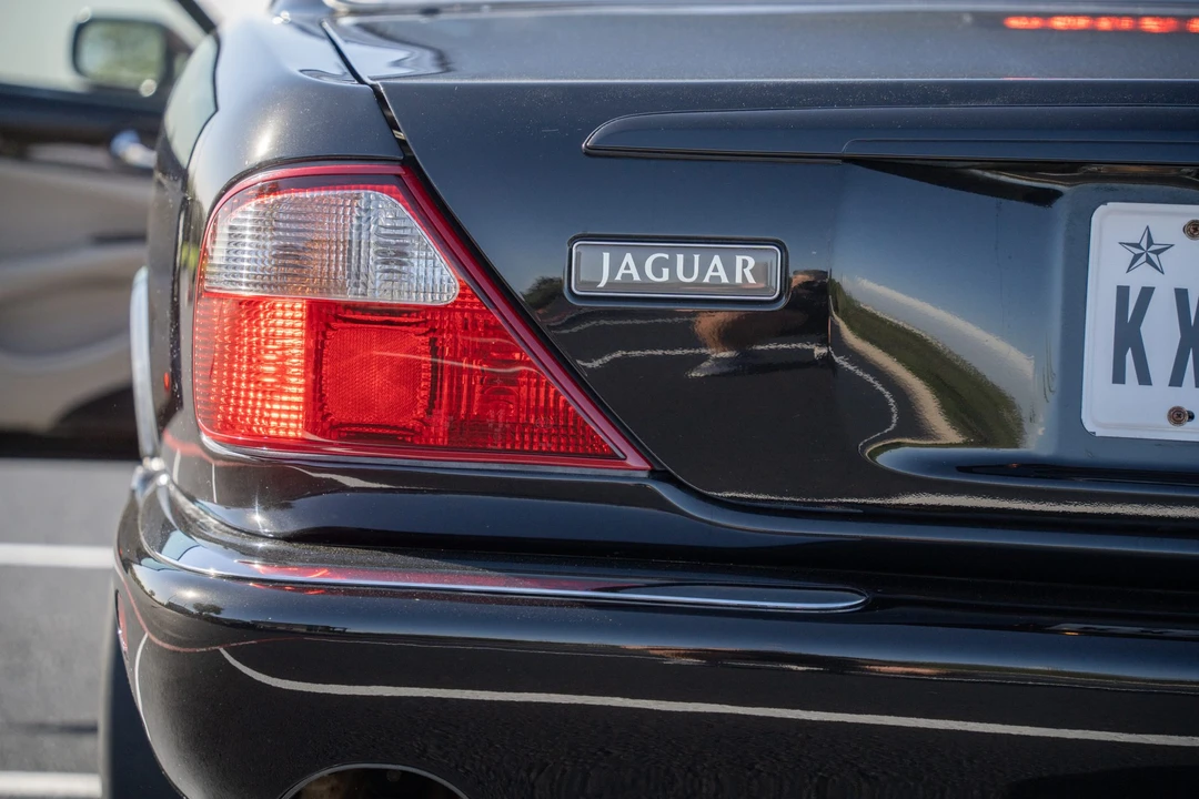 1998 Jaguar X308 XJR - Image 17 of 31