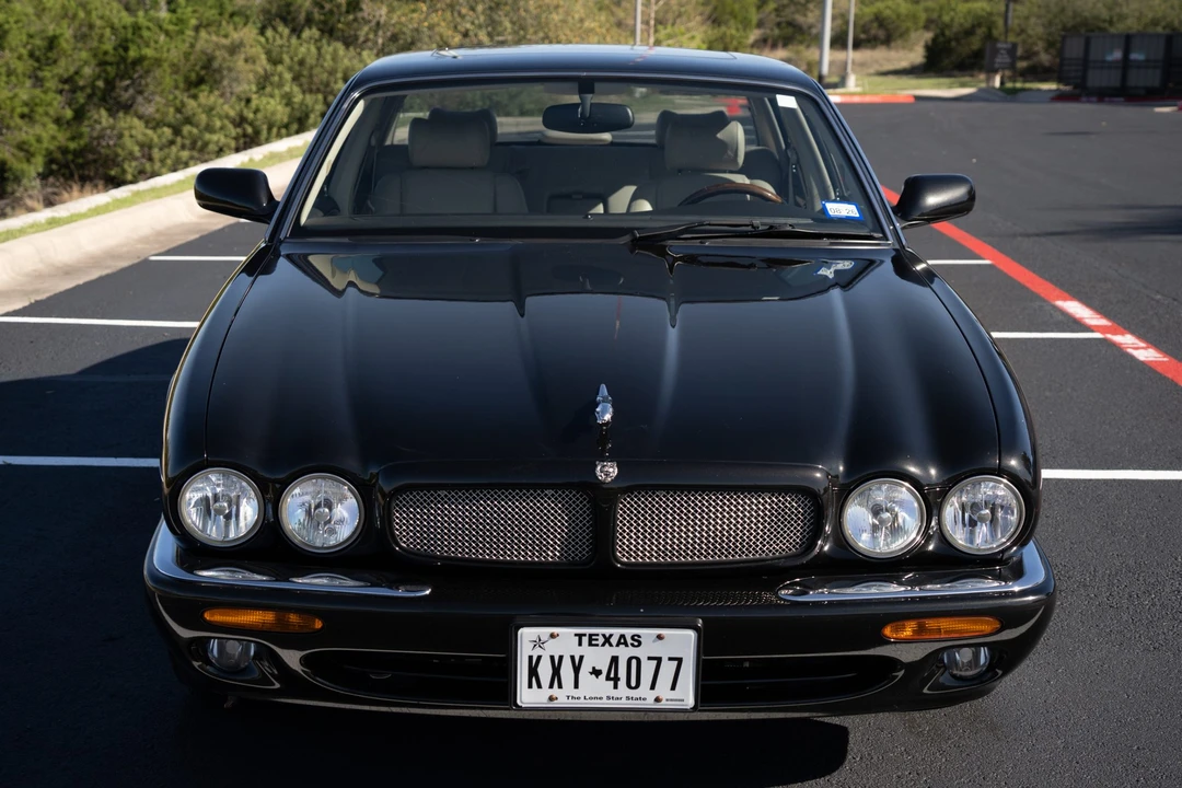 1998 Jaguar X308 XJR - Image 11 of 31