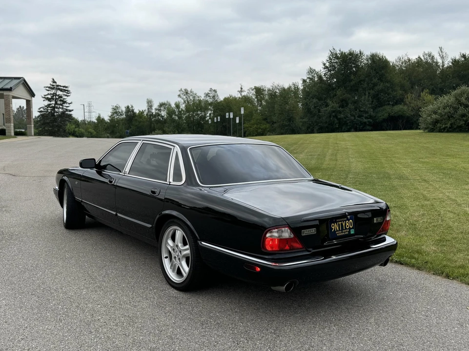 1998 Jaguar X308 XJR - Image 27 of 31