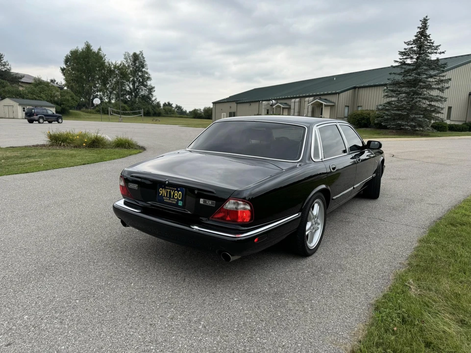 1998 Jaguar X308 XJR - Image 30 of 31