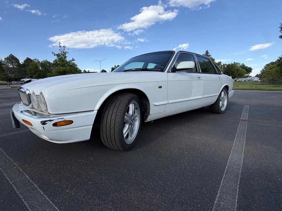 1998 Jaguar X308 XJR - Image 17 of 31