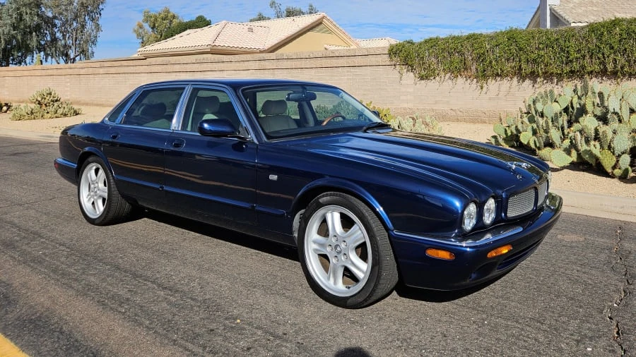 1998 Jaguar X308 XJR - Image 10 of 22